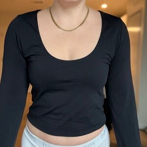 Babaton Sculpt Swoop Neck Cropped Longsleeve